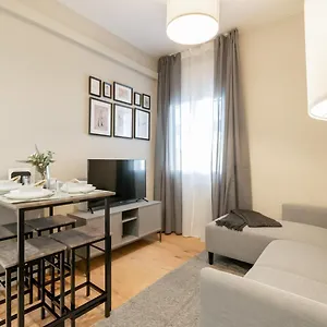  Pensión Coliving Gran Via Carlos Iii